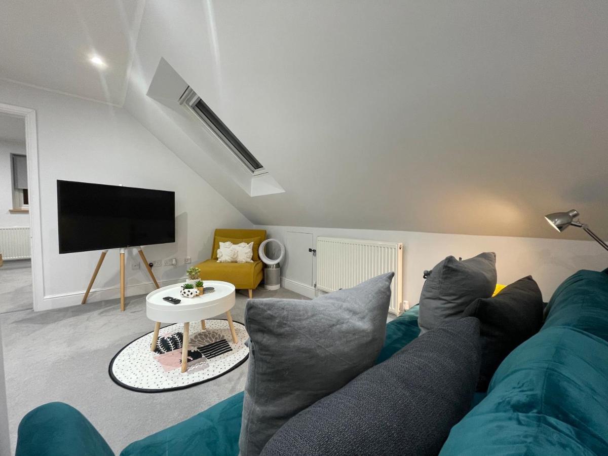 Unique Luxury Detached Apartment In Windsor That Sleeps 4 Dış mekan fotoğraf