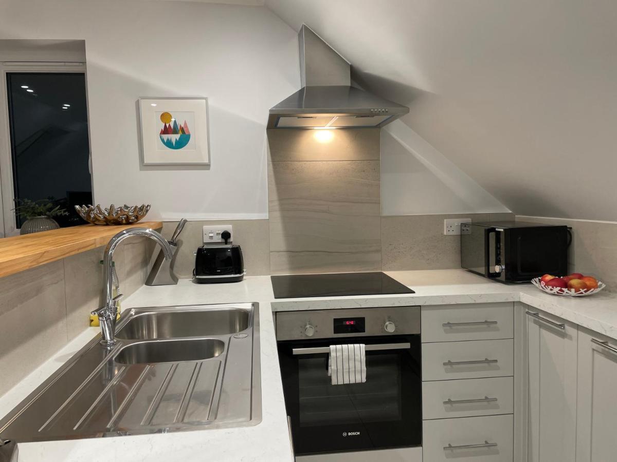 Unique Luxury Detached Apartment In Windsor That Sleeps 4 Dış mekan fotoğraf