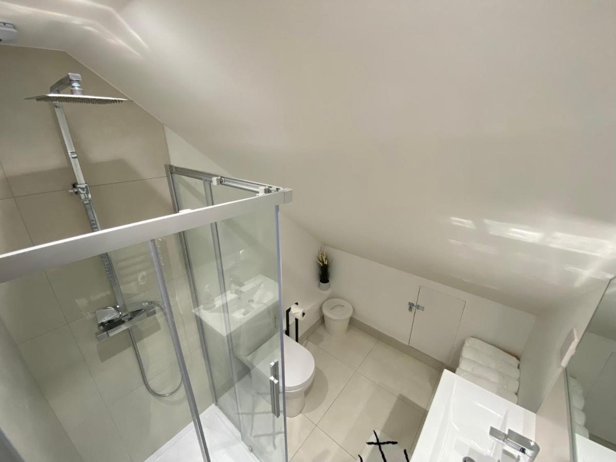Unique Luxury Detached Apartment In Windsor That Sleeps 4 Dış mekan fotoğraf
