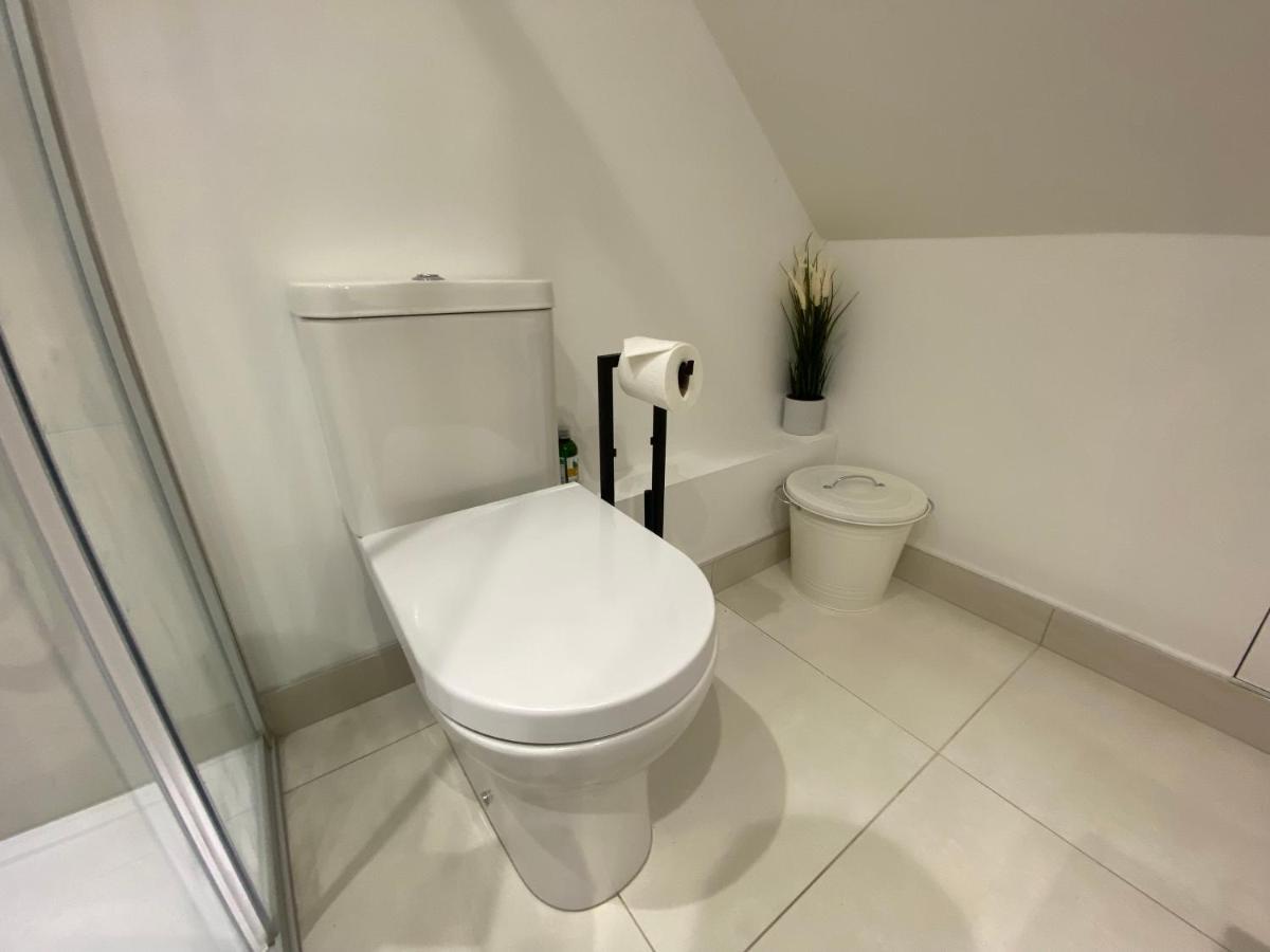 Unique Luxury Detached Apartment In Windsor That Sleeps 4 Dış mekan fotoğraf