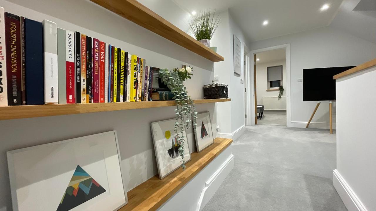 Unique Luxury Detached Apartment In Windsor That Sleeps 4 Dış mekan fotoğraf
